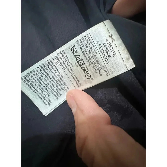 Banana Republic Women's Raw Edge Trim Tweed Short Blazer Size 4 - Picture 8 of 9